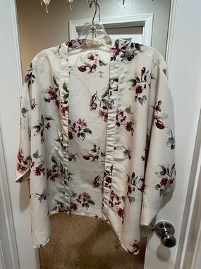Hollister Floral Open Front Kimono One Size
